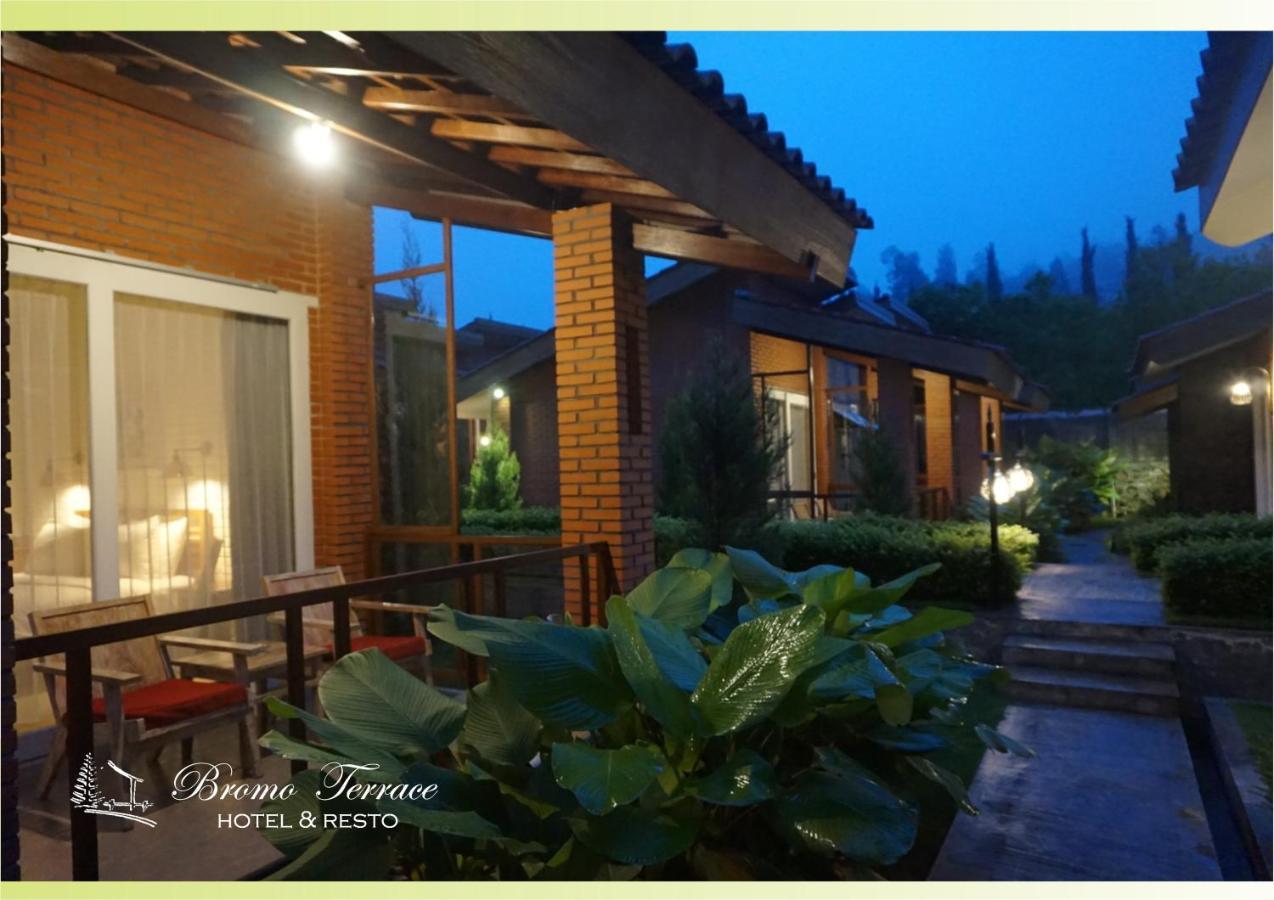 Bromo Terrace Hotel Exterior photo